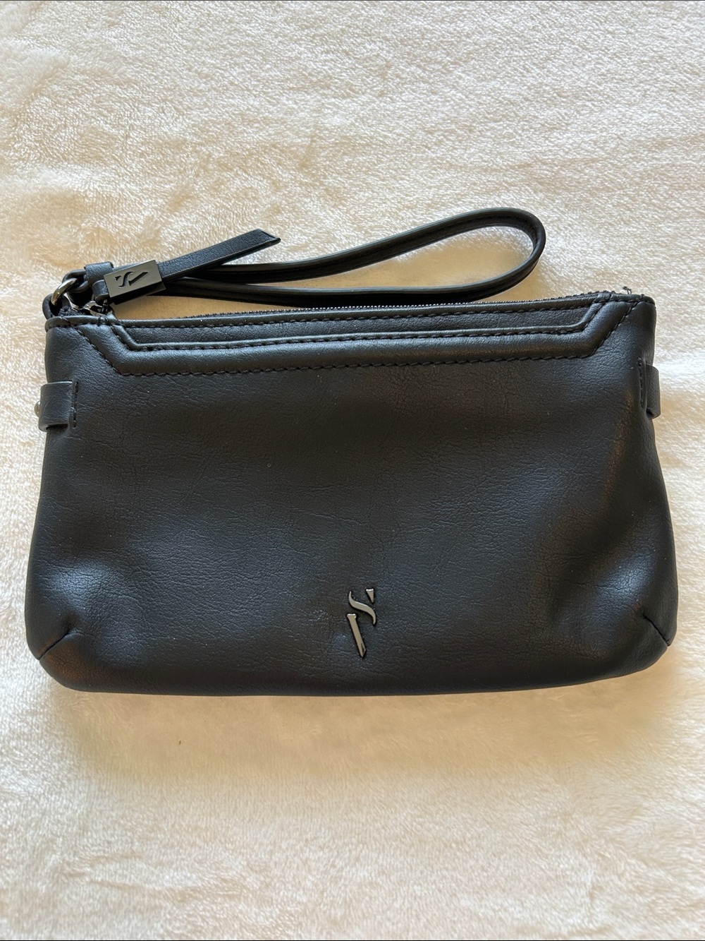 Simply Vera Wang Black Wristlet Clutch